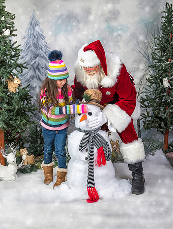 ZellerPhotography_StorybookSanta27